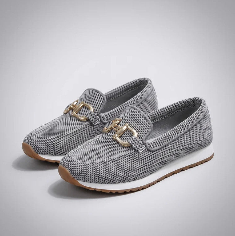 Annette Loafers in grey, three-quarter view