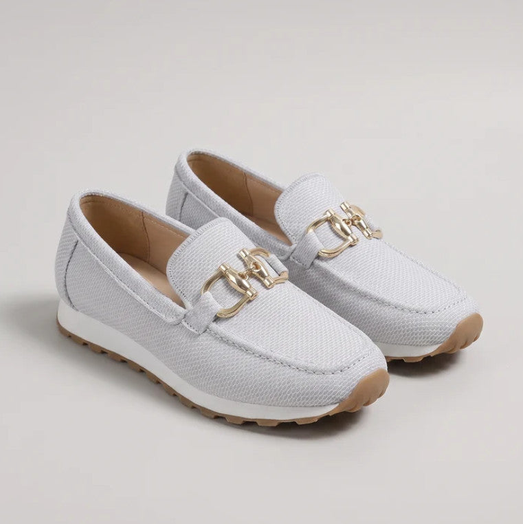 Annette Loafers in light grey, three-quarter view