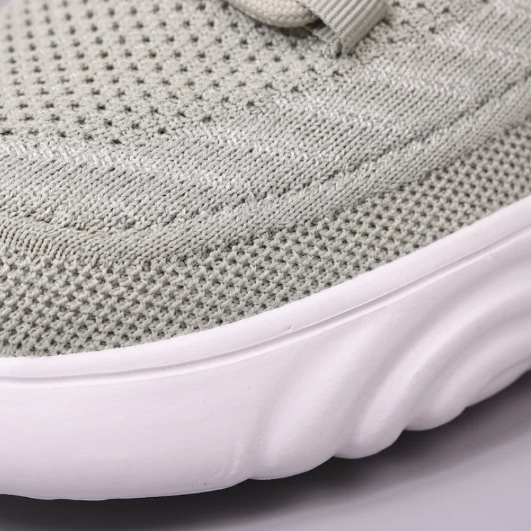 Evelyn Trainers in sage, knit texture detail