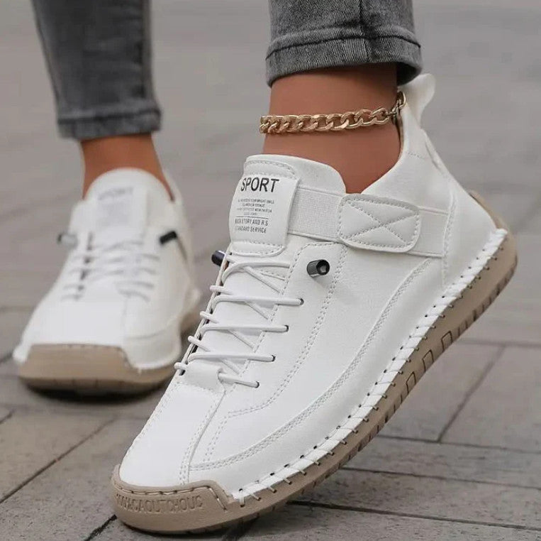 Mia Sneakers in white, worn on the street
