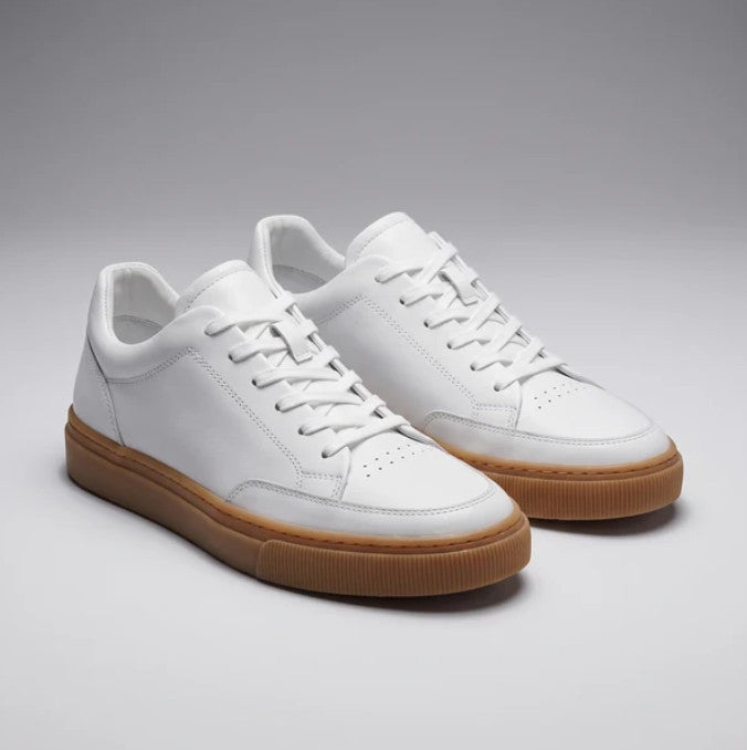 Portwell Sneakers in white, three-quarter view