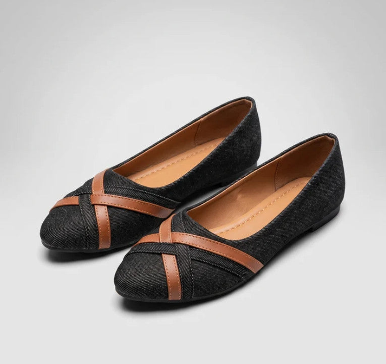 Roos Slip-On Flats in black, three-quarter view